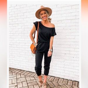 Elegant Black Off-Shoulder Jumpsuit